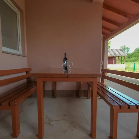 David Two * Bužinija