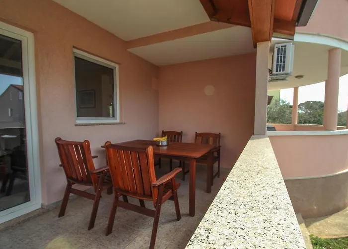 David Two Apartman *